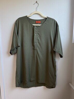 NWT Saturdays Surf NYC Short Sleeve Woven Henley Olive Green Men's L